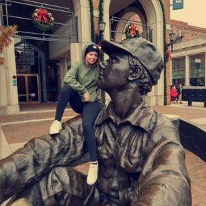 Meet your Posher, Bridgette